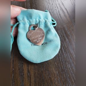 Large Return to Tiffany pendant with clasp.